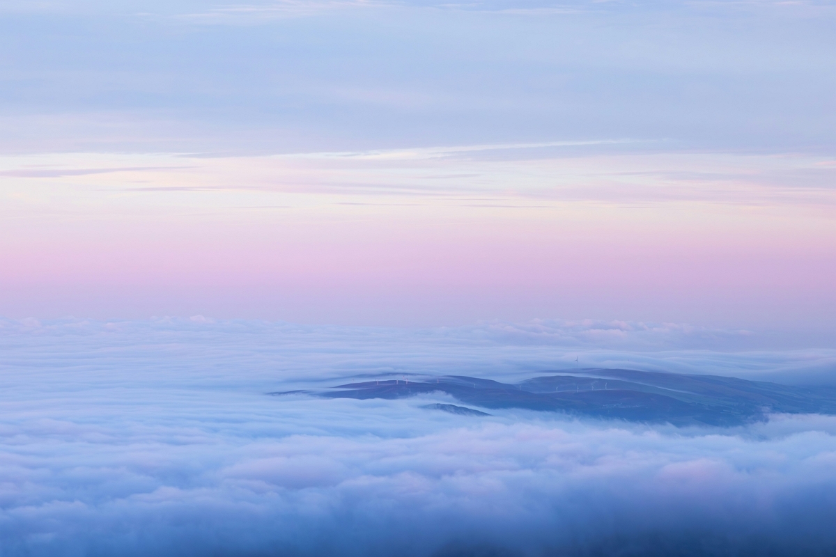 평화로운 바다의 아침
